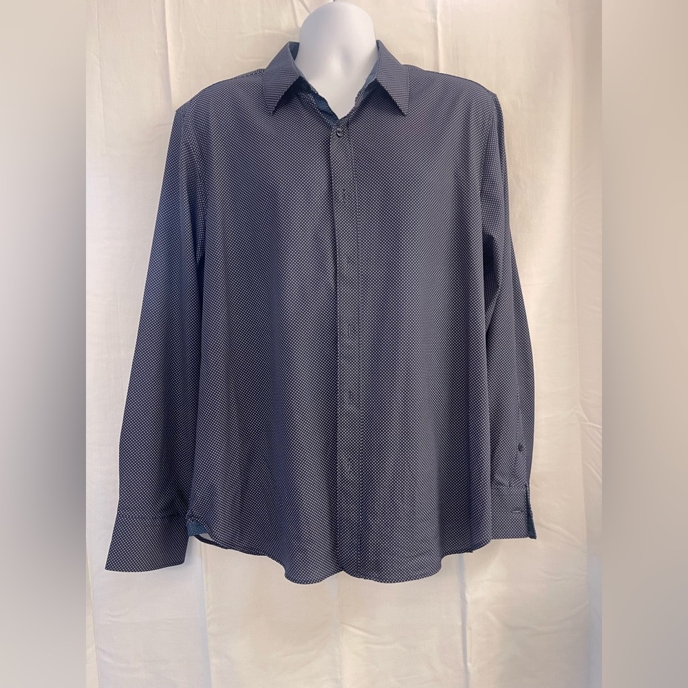Stylish Men's Dark Blue Casual Button Down Shirt